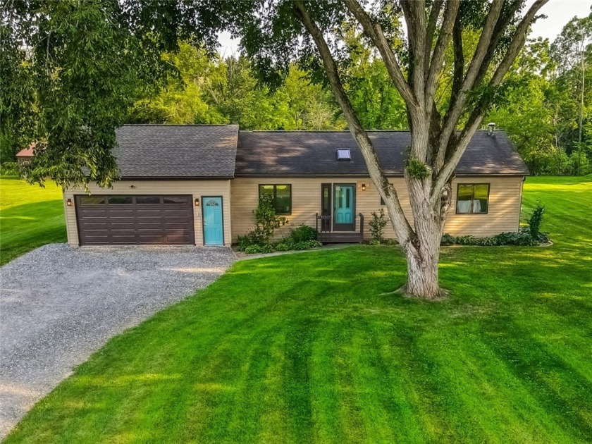 Come take a look at this great waterfront ranch home. Property - Beach Home for sale in Hamlin, New York on Beachhouse.com