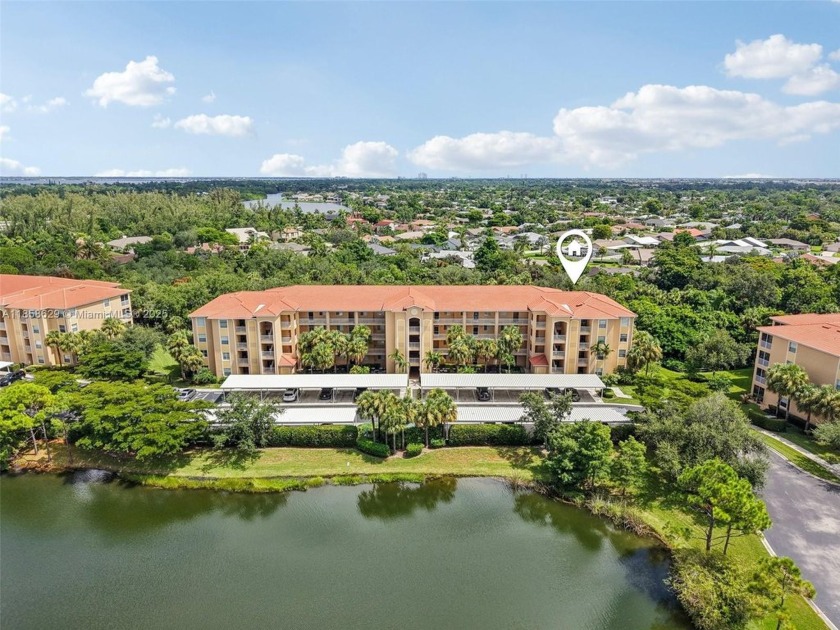 Experience the best of Florida living in this beautifully - Beach Condo for sale in Fort Myers, Florida on Beachhouse.com