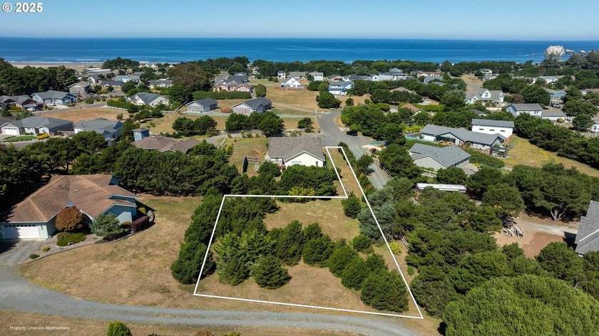 Bandon Buildable Lot Near the Beach! Great opportunity to own an - Beach Lot for sale in Bandon, Oregon on Beachhouse.com