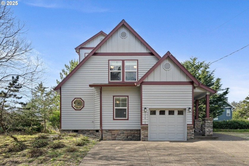 Experience this exquisite & well appointed home located just a - Beach Home for sale in Rockaway Beach, Oregon on Beachhouse.com