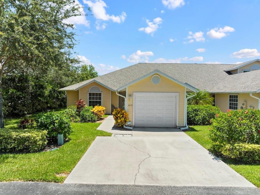 WANT TO LIVE CLOSE TO THE BEACH? CHECK OUT THIS ADORABLE KEY - Beach Home for sale in Vero Beach, Florida on Beachhouse.com