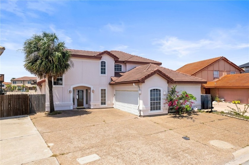 Welcome to Your Dream WATERFRONT Home on Port O'Call Subdivision - Beach Home for sale in Corpus Christi, Texas on Beachhouse.com
