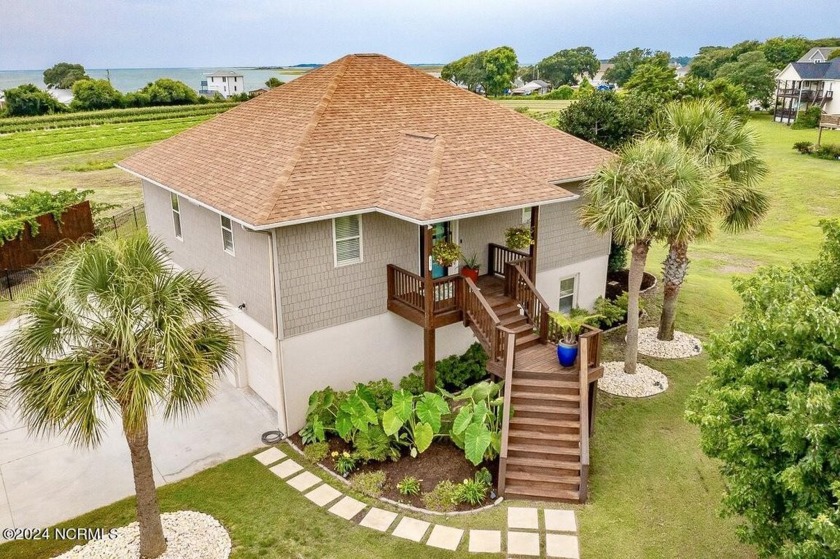 Due to no fault of it's own this beautiful home is back on the - Beach Home for sale in Cedar Point, North Carolina on Beachhouse.com