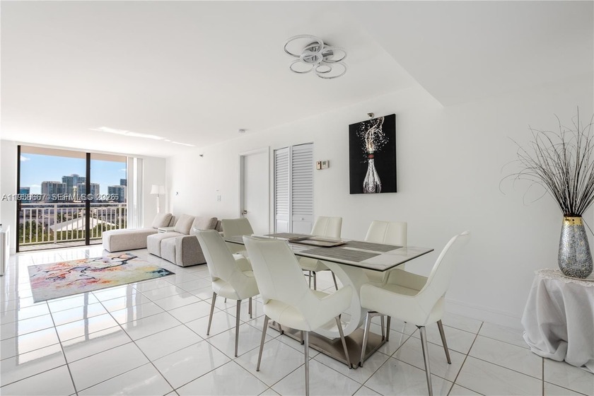 Stunning 2-bedroom, 2-bathroom condo, located on the coveted 8th - Beach Condo for sale in Sunny Isles Beach, Florida on Beachhouse.com