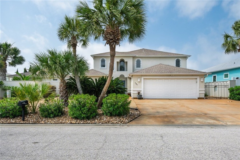 This beautifully maintained, move-in-ready home is nestled in - Beach Home for sale in Aransas Pass, Texas on Beachhouse.com