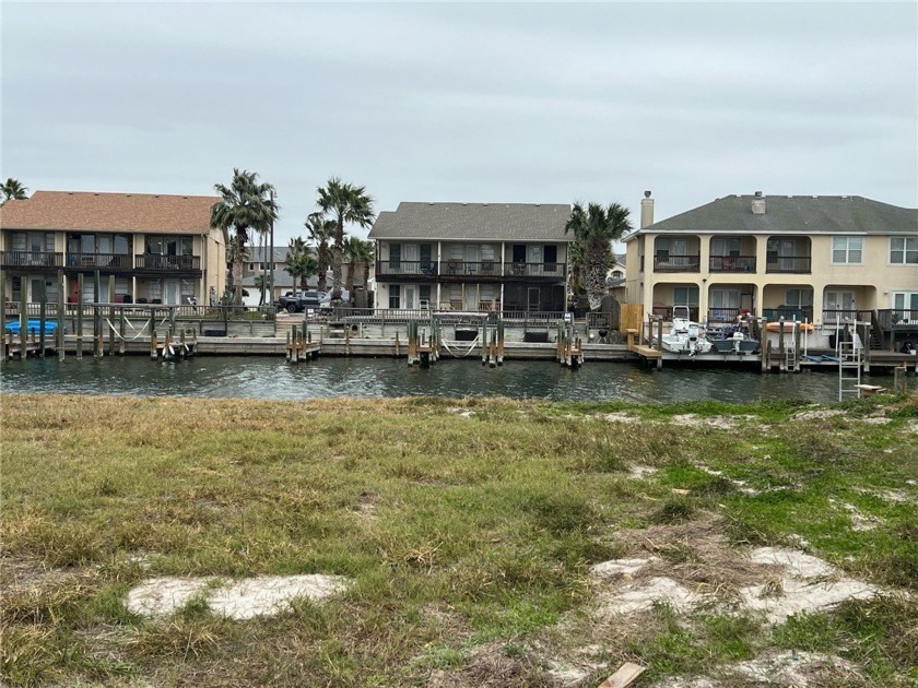 Introducing a prime waterfront lot nestled in the heart of Padre - Beach Lot for sale in Corpus Christi, Texas on Beachhouse.com