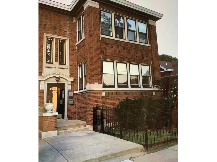 Beautiful brick 2 unit located on the same block where our - Beach Home for sale in Chicago, Illinois on Beachhouse.com