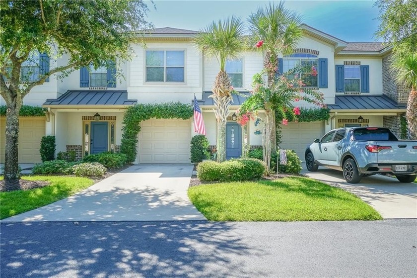 This property offers a unique opportunity for potential owners - Beach Townhome/Townhouse for sale in Saint Simons, Georgia on Beachhouse.com