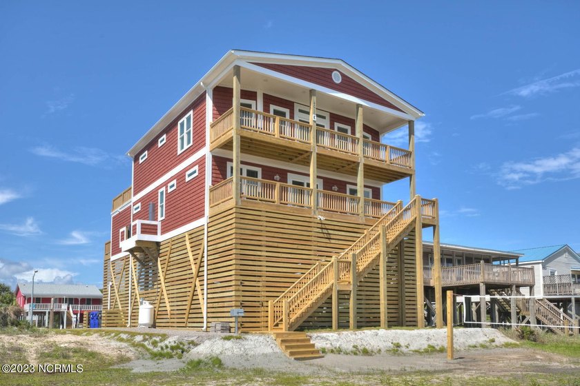 A perfect oceanfront location within walking distance of - Beach Home for sale in Oak Island, North Carolina on Beachhouse.com
