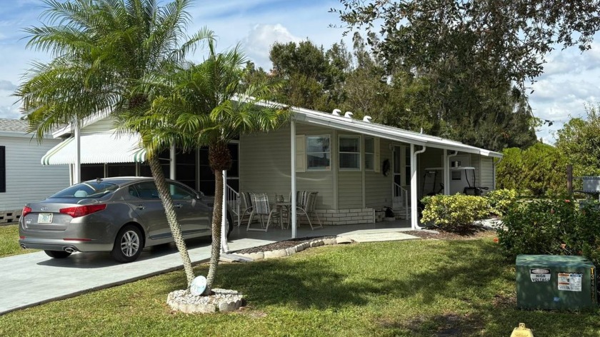 This quintessential Florida home is a perfect winter get-away or - Beach Home for sale in North Fort Myers, Florida on Beachhouse.com