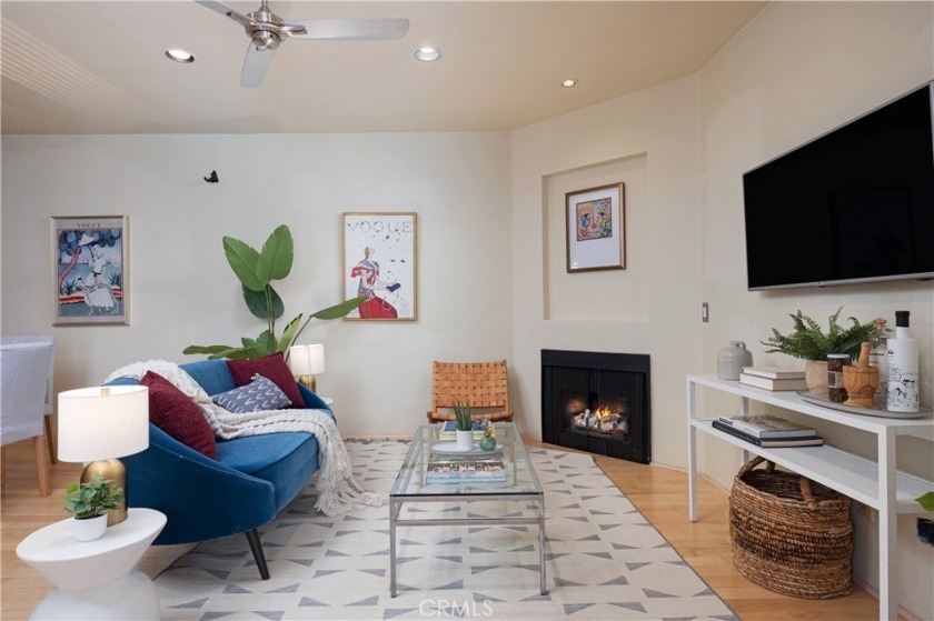 Welcome Home to 640 W 4th Street, a beautifully updated - Beach Condo for sale in Long Beach, California on Beachhouse.com