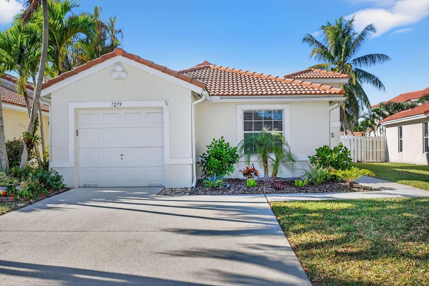 Move-in ready! Located in the highly sought-after Lake - Beach Home for sale in Lake Worth, Florida on Beachhouse.com