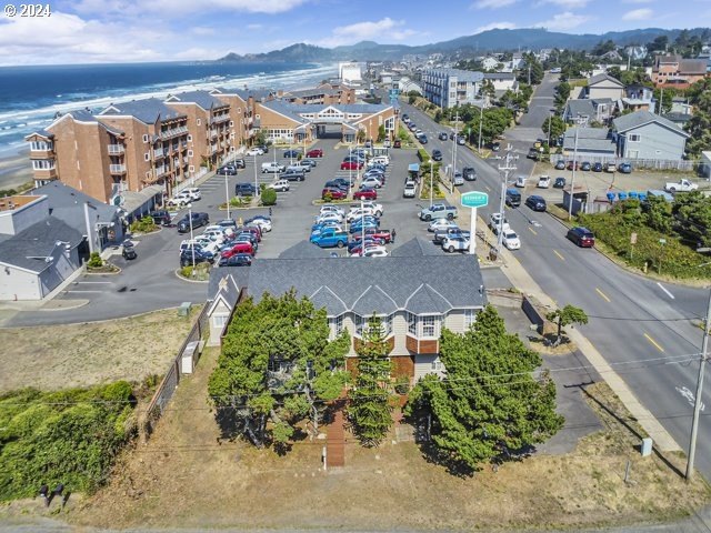 One house away from the beach, A fisherman's paradise, where you - Beach Home for sale in Newport, Oregon on Beachhouse.com