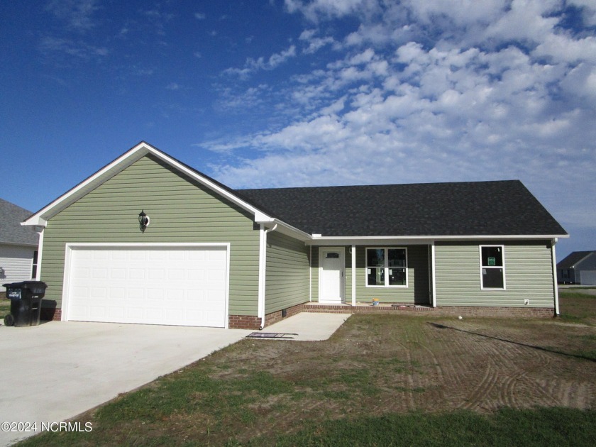 Welcome to this awesome completed new build in Hunters Lake - Beach Home for sale in Elizabeth City, North Carolina on Beachhouse.com