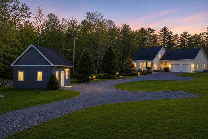Set back from the road with access from a private way and - Beach Home for sale in York, Maine on Beachhouse.com