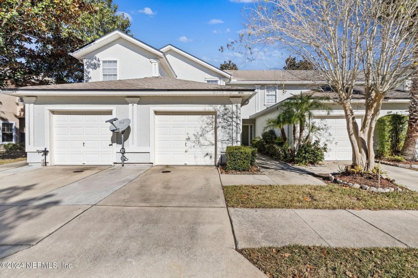 Stunning 2-Bedroom, 2.5-Bath Townhome with Pond View in St - Beach Townhome/Townhouse for sale in Saint Johns, Florida on Beachhouse.com