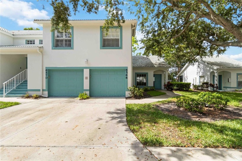 Enjoy Florida living in this 2 bedroom 2 bathroom condo with an - Beach Condo for sale in Bradenton, Florida on Beachhouse.com