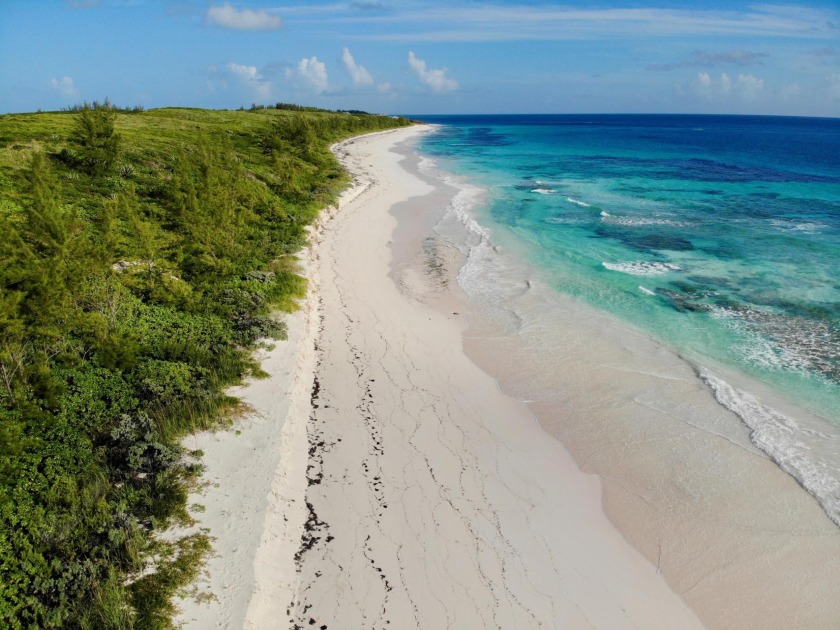 Discover an exceptional gem in The Bahamas where rare sea-to-sea - Beach Lot for sale in Governor's Harbour,  on Beachhouse.com