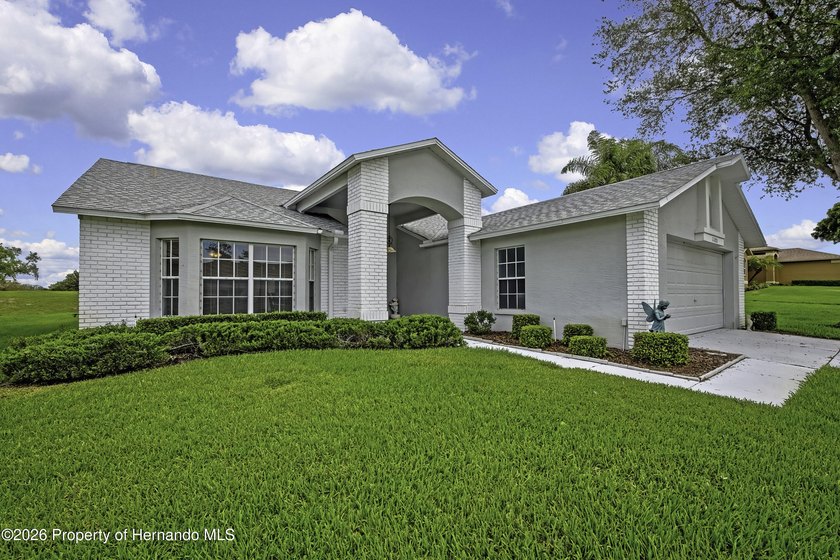 Welcome to this spacious 3-bedroom, 2-bath, 2-car garage home - Beach Home for sale in Hudson, Florida on Beachhouse.com