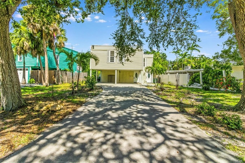 Prime Opportunity less than a mile to the #1 Rated Beach in the - Beach Home for sale in Sarasota, Florida on Beachhouse.com