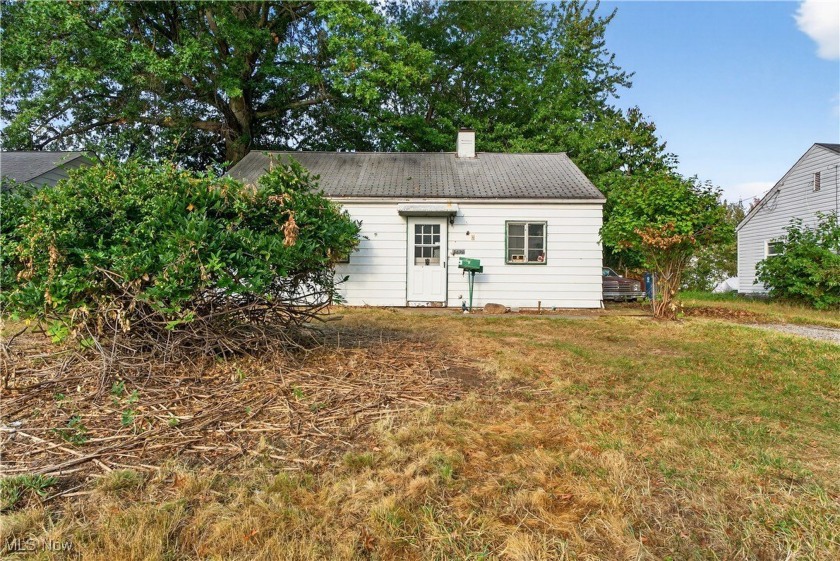 Excellent investment opportunity in a desirable Lorain location - Beach Home for sale in Lorain, Ohio on Beachhouse.com