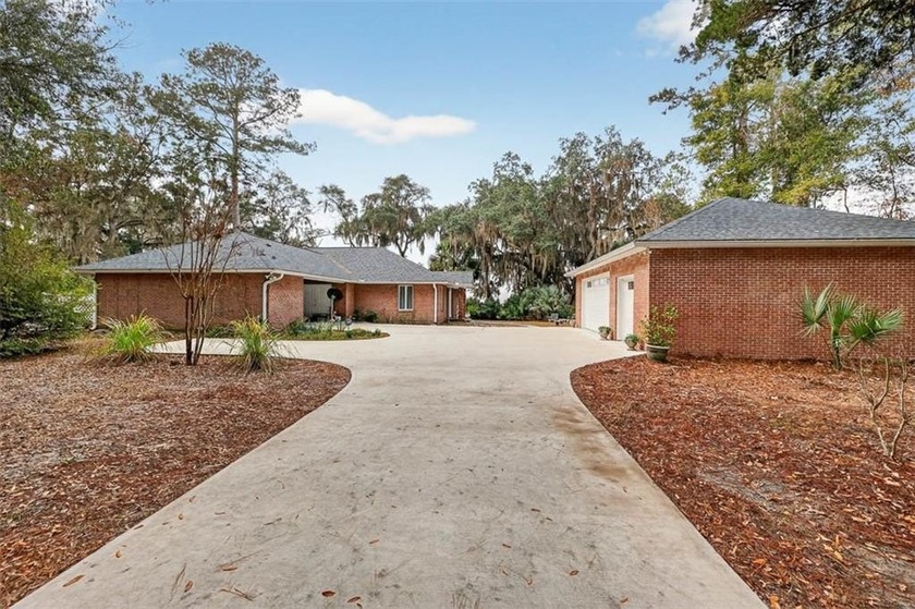 Discover your private retreat where land meets water and marsh - Beach Home for sale in Townsend, Georgia on Beachhouse.com