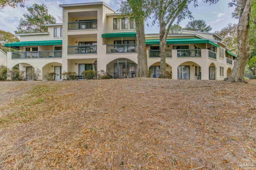 Charming Lakefront Two-Bedroom Condo in Bluewater Bay Lakeside - Beach Home for sale in Niceville, Florida on Beachhouse.com