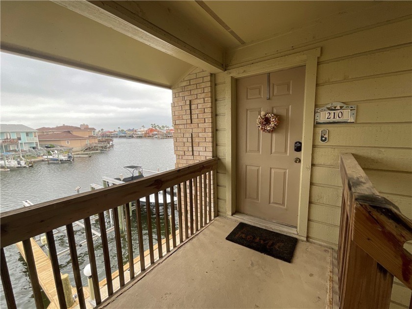Beautiful waterfront condo with boat slip/lift. Price to sell - Beach Condo for sale in Corpus Christi, Texas on Beachhouse.com