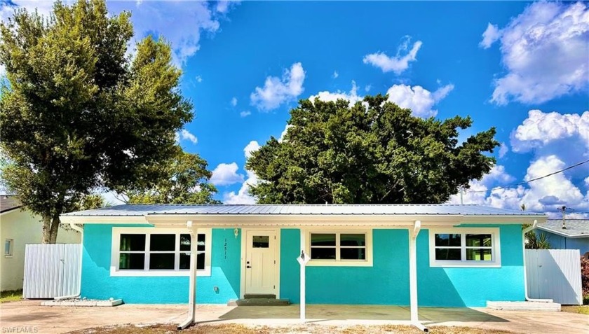 Ready!!!Welcome to paradise! This completely remodeled - Beach Home for sale in Fort Myers, Florida on Beachhouse.com