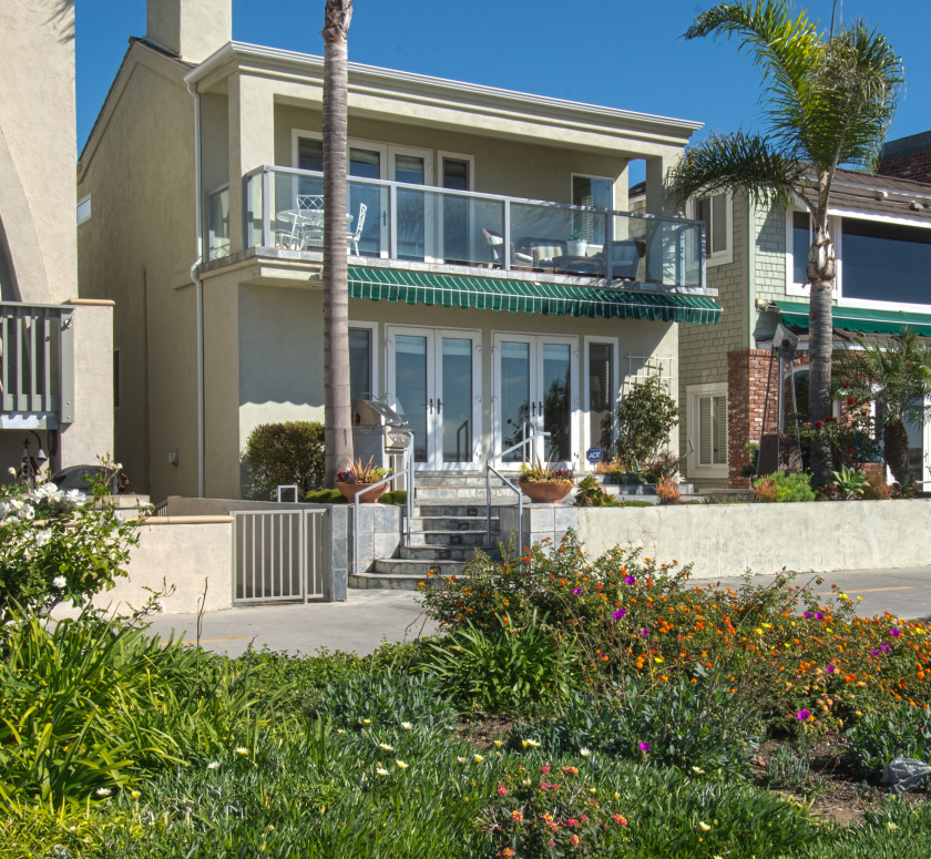 Luxury House on the sand. Close to Balboa - Beach Vacation Rentals in Newport Beach, California on Beachhouse.com
