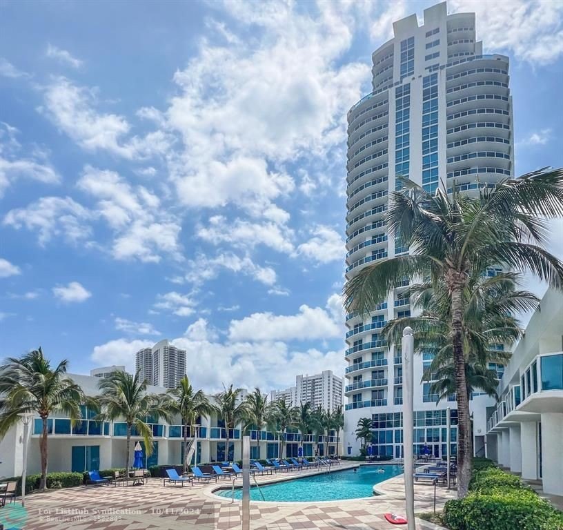 Walk to the beach!!! Spectacular North views of Ocean, City and - Beach Condo for sale in Hallandale Beach, Florida on Beachhouse.com