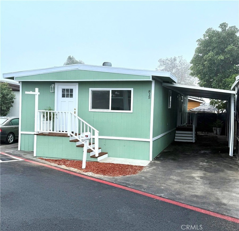 Completely Remodeled 4 Bedroom, 2 Bath Home. Move-in ready - Beach Home for sale in Long Beach, California on Beachhouse.com