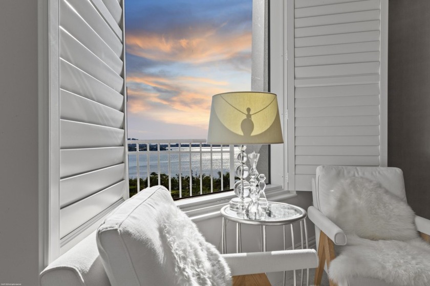 Recently repainted with a luxurious polished plaster finish in - Beach Condo for sale in Singer Island, Florida on Beachhouse.com