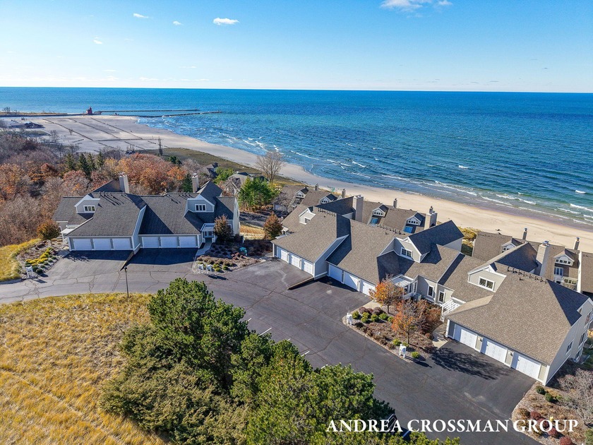 RARE Spyglass condo offering. This unit is 1 of only 8 with a - Beach Condo for sale in Holland, Michigan on Beachhouse.com