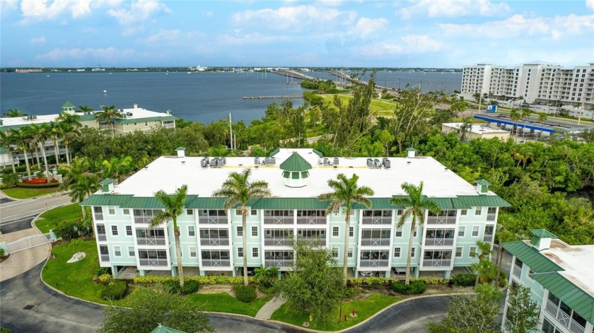 Top-Floor Living at Its Best! This spacious and stylish - Beach Condo for sale in Port Charlotte, Florida on Beachhouse.com