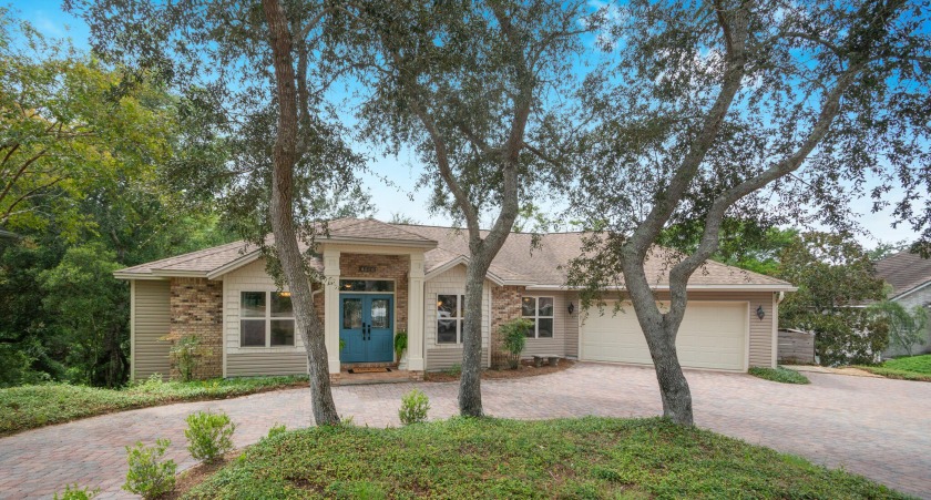 Magnificent two-story residence, located in the prestigious - Beach Home for sale in Niceville, Florida on Beachhouse.com