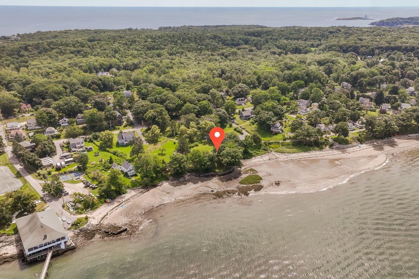 Here's your opportunity of a lifetime! This spectacular property - Beach Home for sale in Portland, Maine on Beachhouse.com