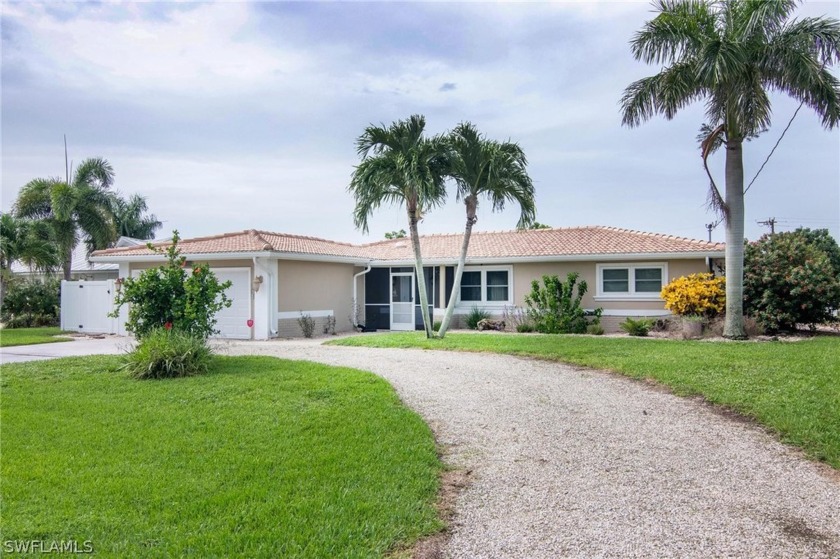 Welcome to your new waterfront oasis in the boating community of - Beach Home for sale in Cape Coral, Florida on Beachhouse.com