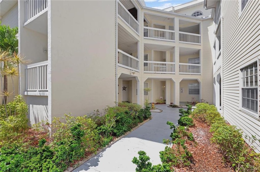 First Floor condo with screened in patio area to relax on with a - Beach Condo for sale in St. Petersburg, Florida on Beachhouse.com
