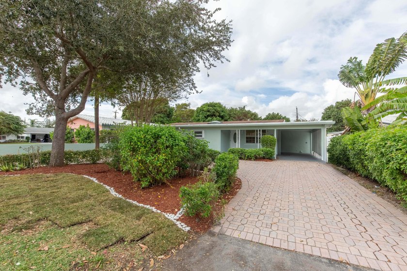 Recently Remodeled 2/2 house on a large 8,450 sqft lot with new - Beach Home for sale in Pompano Beach, Florida on Beachhouse.com