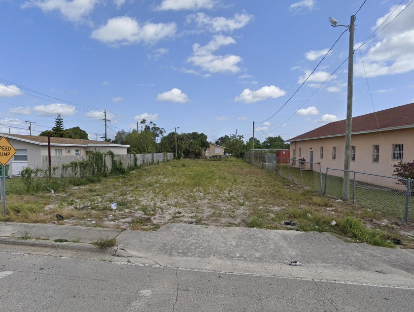 17 acre vacant land zoned RM-15 multi-family - Beach Lot for sale in Riviera Beach, Florida on Beachhouse.com