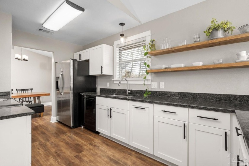 Incredible upgrades throughout the home! Beautiful spacious - Beach Home for sale in Pace, Florida on Beachhouse.com