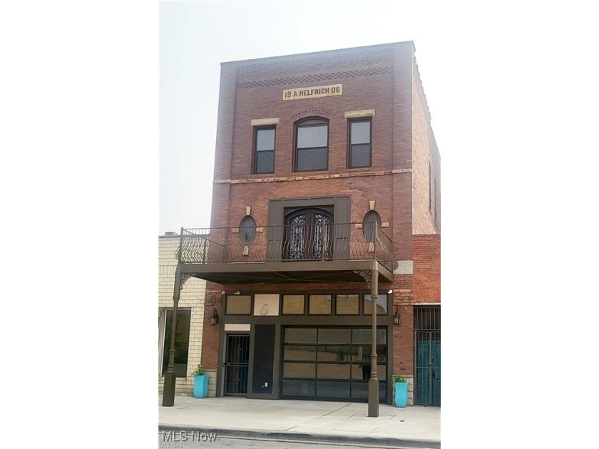 Three Full Floors of versatile space - ideal for retail, office - Beach Lot for sale in Lorain, Ohio on Beachhouse.com