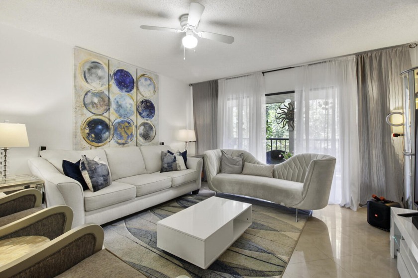 Come and discover this remodeled 2nd floor condo in an all-age - Beach Condo for sale in Delray Beach, Florida on Beachhouse.com