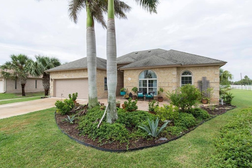 WOW! Your jaw will drop when you see the spa like master - Beach Home for sale in Laguna Vista, Texas on Beachhouse.com