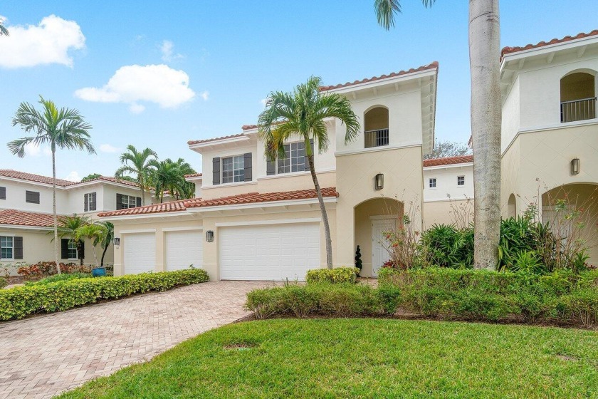 Experience Florida's finest in this 3-bed, 2.5-bath condo in - Beach Townhome/Townhouse for sale in Palm Beach Gardens, Florida on Beachhouse.com