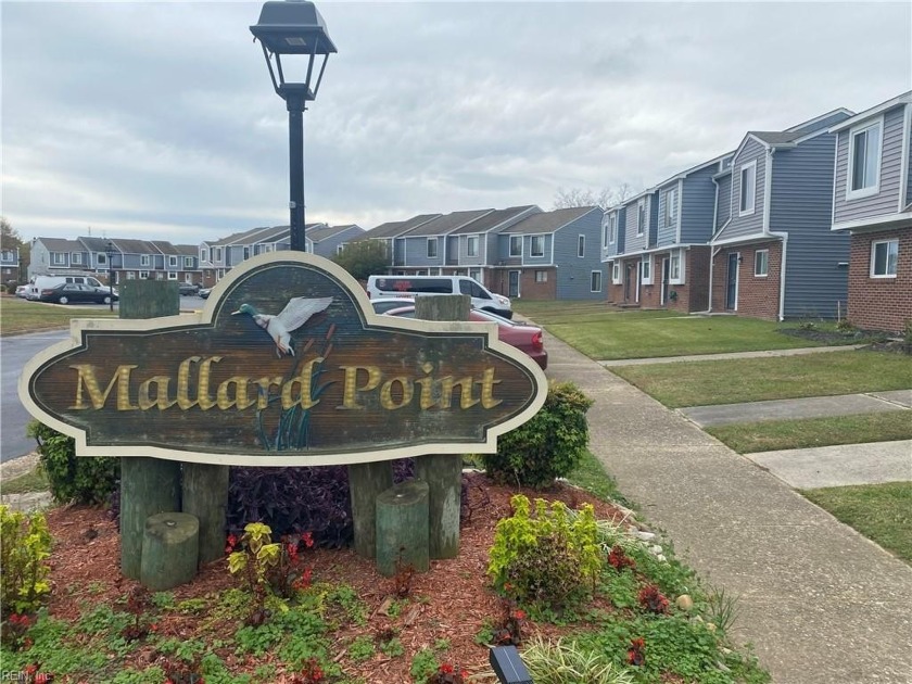 Discover this charming two-story townhome nestled along the - Beach Townhome/Townhouse for sale in Hampton, Virginia on Beachhouse.com