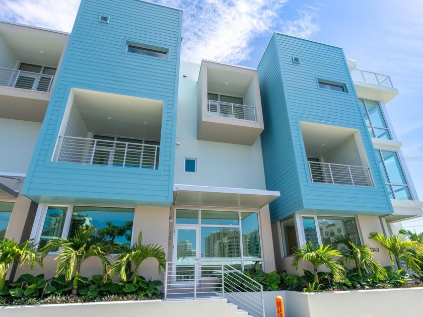 New construction. Prime location and urban lifestyle. In - Beach Condo for sale in Sarasota, Florida on Beachhouse.com