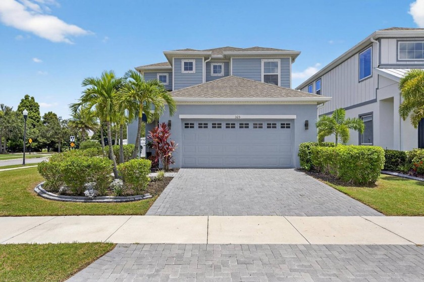 325 Shore Crab Way | 4 Bedrooms | 4 Bathrooms | 2,532 Sq Ft | - Beach Home for sale in Apollo Beach, Florida on Beachhouse.com