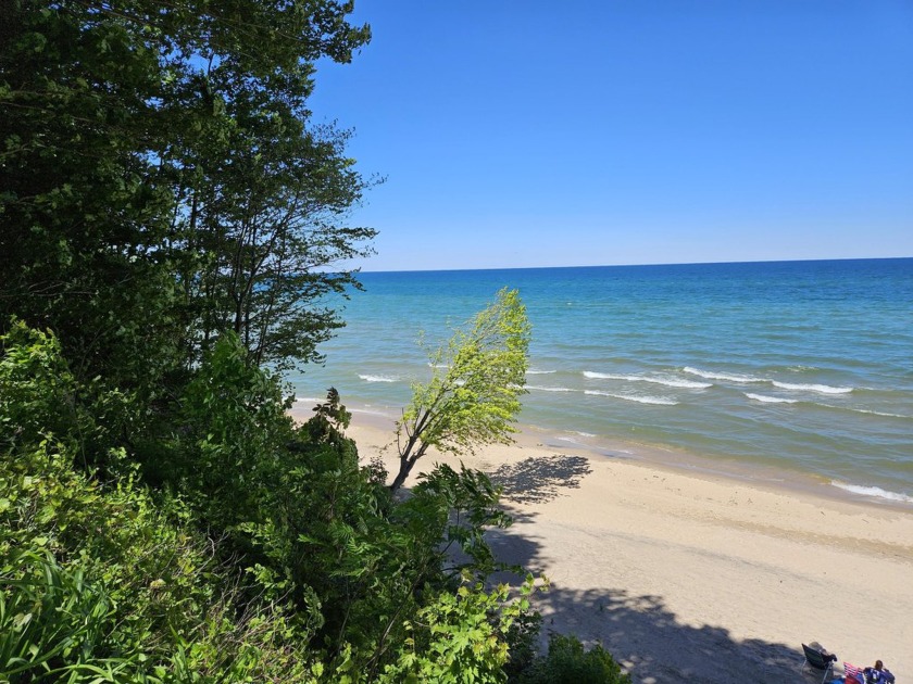 Here is a terrific building site; six (6) lots within Lake - Beach Lot for sale in Coloma, Michigan on Beachhouse.com